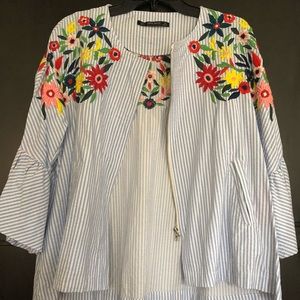 Zara bell sleeve embroidered zip blouse/jacket